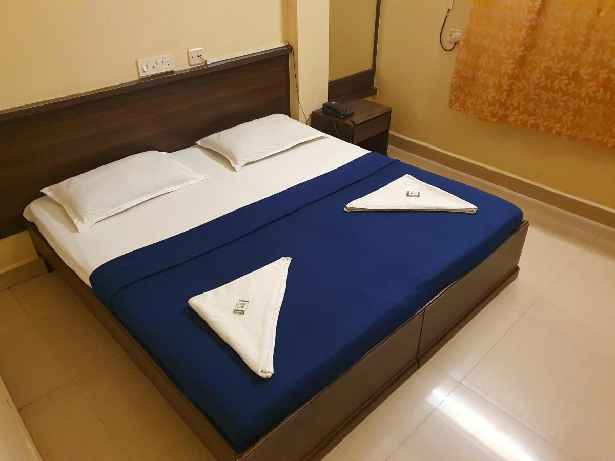 Bhimas Inn -Puratchi Thalaivar Dr M G Ramachandran Central Railway Station チェンナイ エクステリア 写真